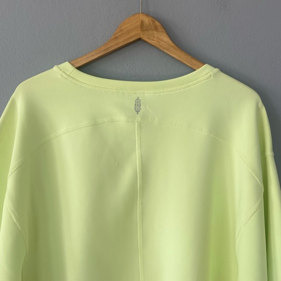 🛑SOLD Free People Movement Lead the Pack Layering Top in Lime Green Medium NWT - Picture 7 of 9